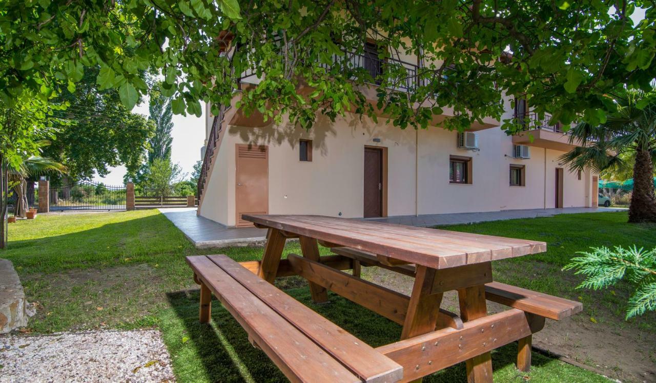 Luxury Apartments Marianna Неос-Мармарас Экстерьер фото