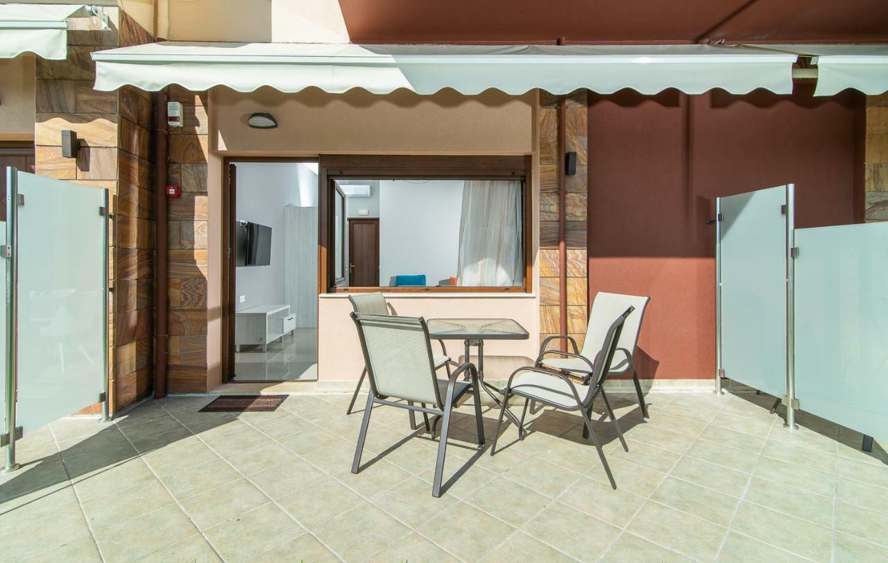Luxury Apartments Marianna Неос-Мармарас Экстерьер фото